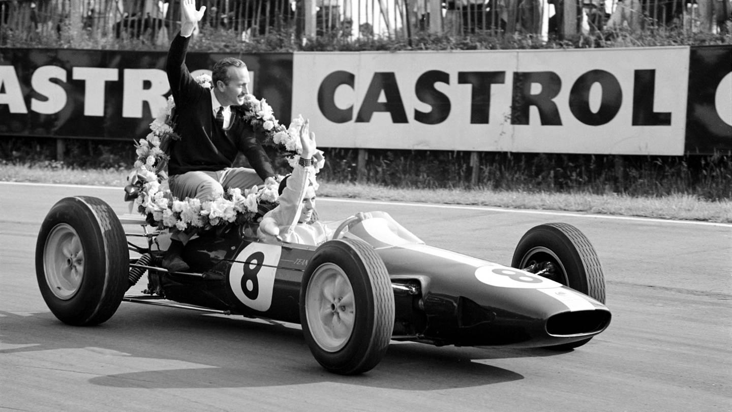 Colin Chapman and Jim Clark.
